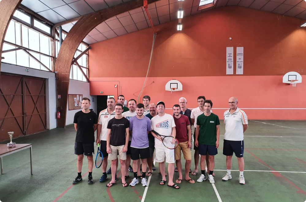 Nos équipes de tennis brillent en championnat d’hiver